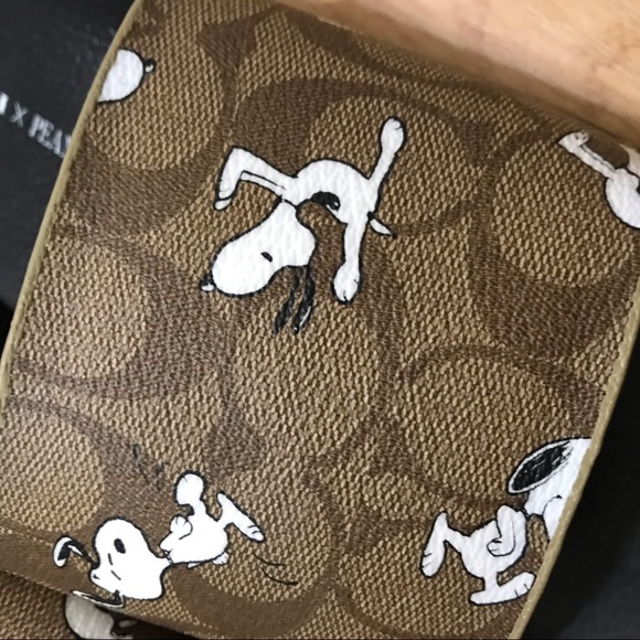 Coach X Peanuts Slide With Snoopy Print - Picture 7 of 10